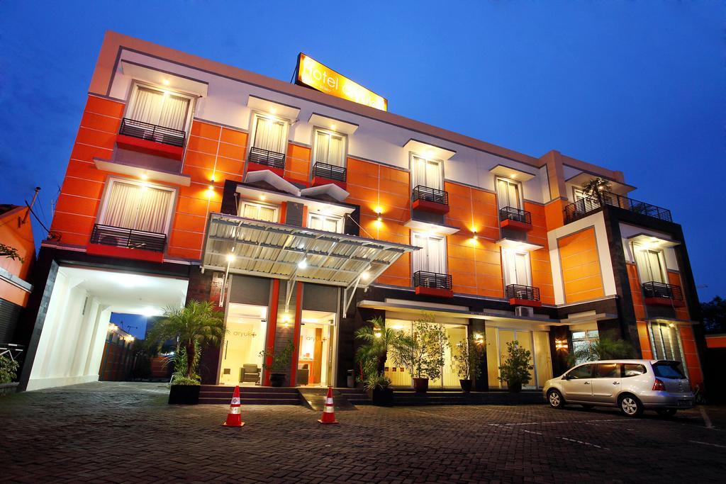 Hotel Aryuka Kejayan Exteriör bild